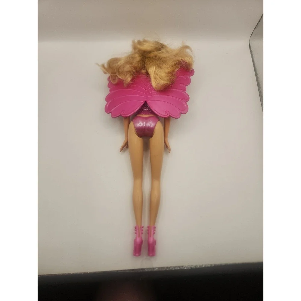 Fairytopia Magic Of The Rainbow Barbie Fairy Doll Elina With Rainbow Wings